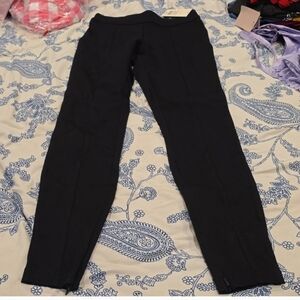 ❤️10/$16 New Black Skinny Pants